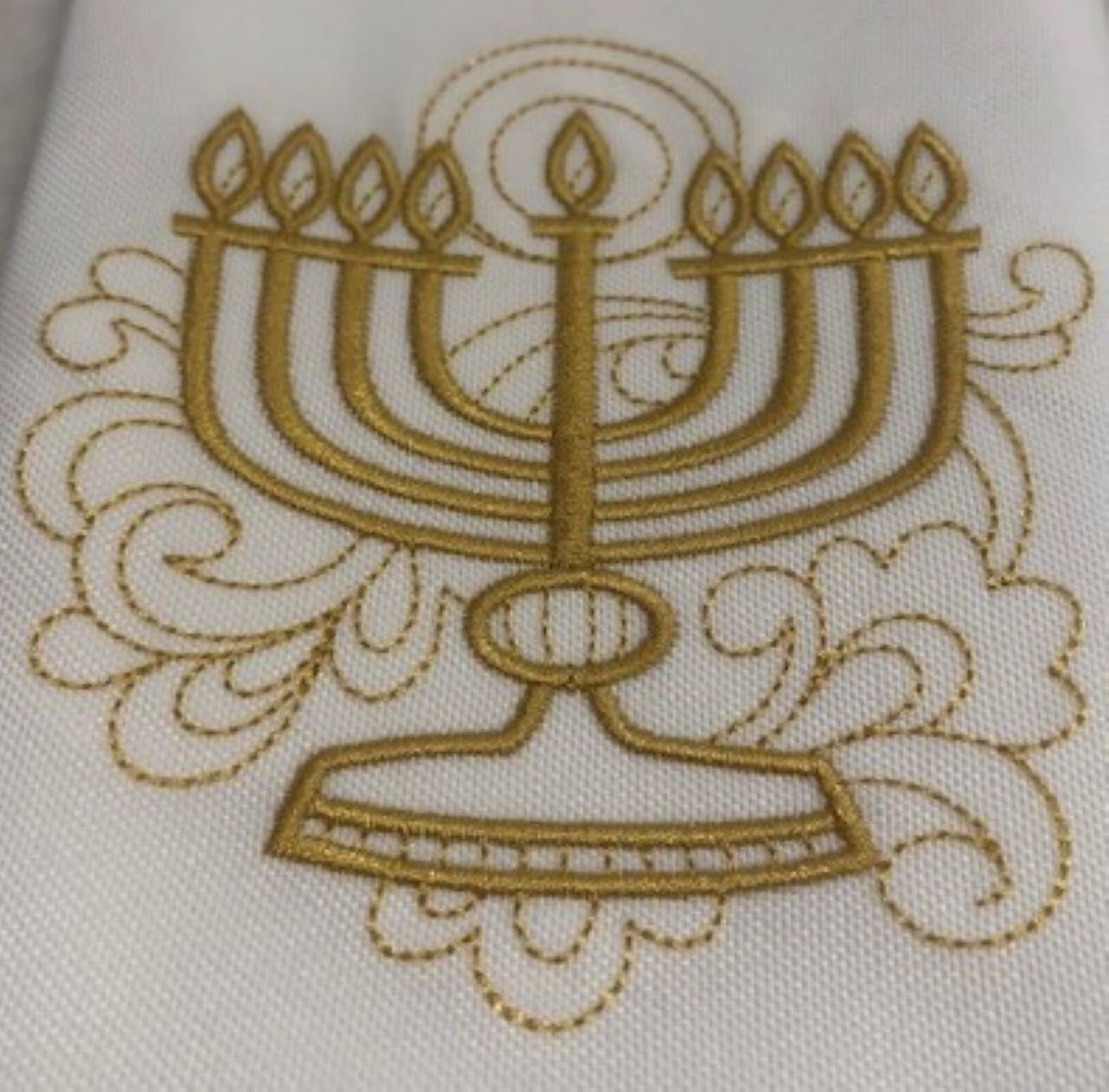 Hanukkah Dinner Napkin set, Chanukah Kitchen Napkin, Hanukah Cloth Napkins, embroidered, Festival of Lights dinner napkins, Menorah