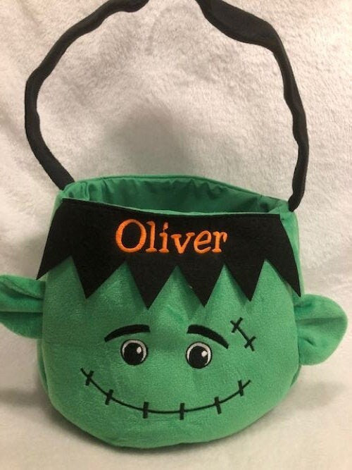 Pumpkin Halloween Basket, Trick or Treat Basket, Trick or Treat Bucket, Halloween Bucket personalized, customized embroidered, Ghost, Cat