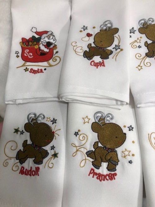 Christmas dinner napkins, Christmas Reindeer Embroidered Cloth Dinner Napkins, Christmas cloth dinner napkins reindeer, embroidered