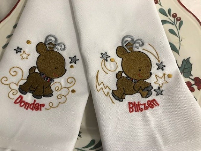 Christmas dinner napkins, Christmas Reindeer Embroidered Cloth Dinner Napkins, Christmas cloth dinner napkins reindeer, embroidered