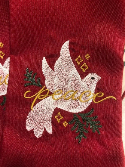 Peace Dove Dinner Napkin set, Peace Dove Dinner Cloth Napkin embroidered, family dinner, family formal napkin set