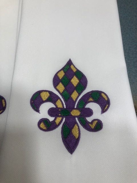 Louisiana Mardi Gras Fleur de Lis Cloth Dinner Napkin Set of 8, Cajun Napkin, Embroidered, Customized, Monogrammed dinner napkin