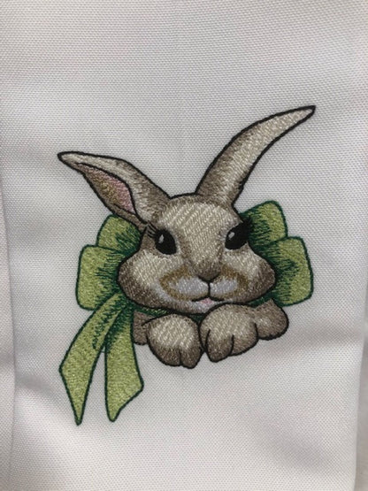 Easter bunny cloth dinner napkin set of 6, embroidered, customized, dinner napkin, Easter dinner, Easter Rabbit, Easter Bunny family dinner