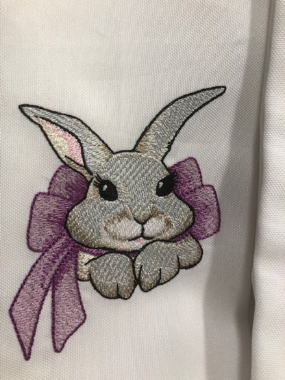 Easter bunny cloth dinner napkin set of 6, embroidered, customized, dinner napkin, Easter dinner, Easter Rabbit, Easter Bunny family dinner