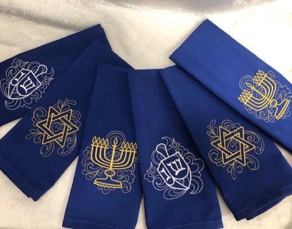 Hanukkah Dinner Napkin set, Chanukah Kitchen Napkin, Hanukah Cloth Napkins, embroidered, Festival of Lights dinner napkins, Menorah