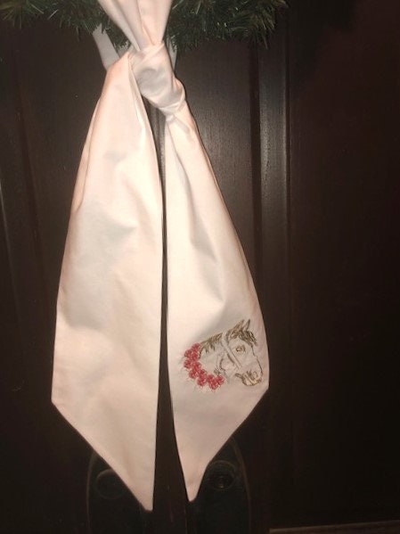 Kentucky Derby Wreath Sash, derby Wreath Sash, Wreath Bow, Kentucky Derby decoration, Kentucky Derby Celebration