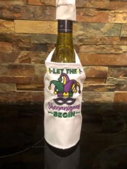 Mardi Gras Wine Bottle Apron, Fat Tuesday, Wine bottle Apron, Mardi Gras- personalized, embroidered, NOLA Party Favor, Festive Wine Apron