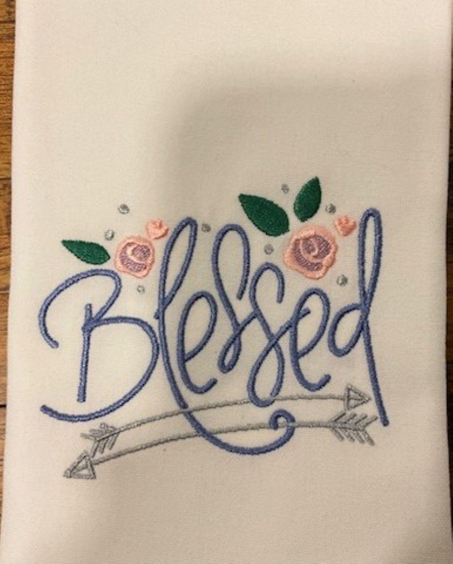 Inspirational Embroidered Cloth Napkins – Set of 6 | Faith, Courage, Dream & More | Elegant Dinner Napkins with Positive Words