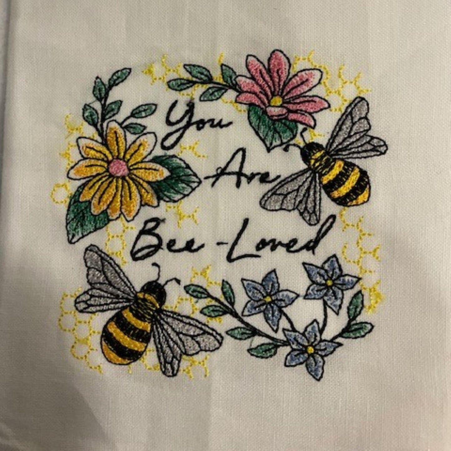 Bee-Inspired Dinner Napkins – Set of 5 Embroidered Napkins with Kindness Phrases – White or Yellow Trim